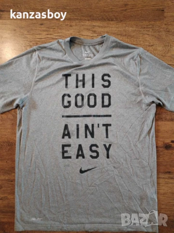 nike - страхотна мъжка тениска L, снимка 5 - Тениски - 51417529