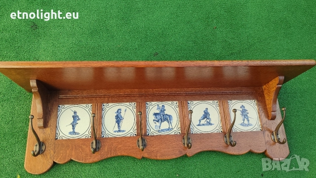 Уникална масивна дъбова закачалка с рафт отгоре и порцеланови плочки , снимка 4 - Закачалки - 52805904