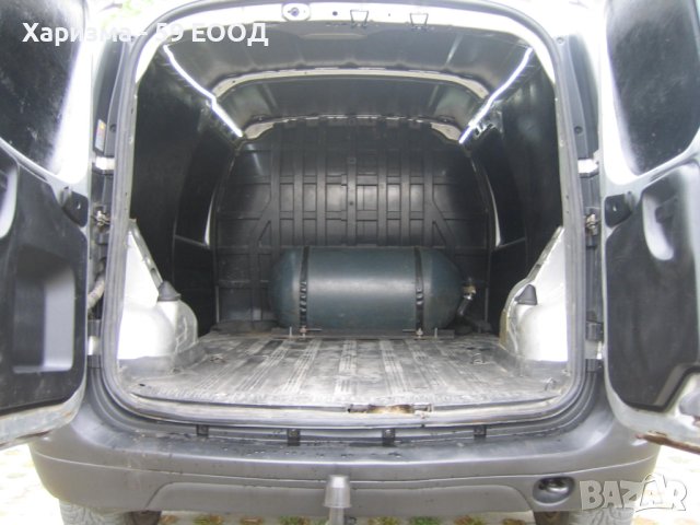 Dacia Logan 1.6 Метан, снимка 15 - Автомобили и джипове - 40771448