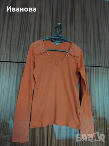 Блузка от меко трико- подарявам към закупен артикул, снимка 1