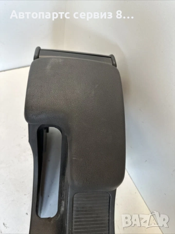 Подлакътник с държач за чаши черен за Alfa Romeo 159 Sportwagon 2009 Оригинален, снимка 2 - Части - 53096745