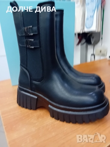 Дам.боти 233 черни 