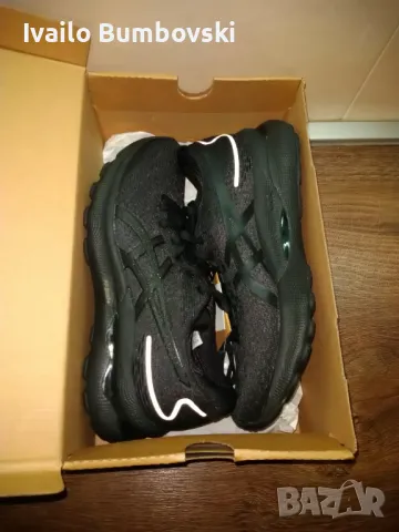 Дамски маратонки Asics, снимка 4 - Маратонки - 47959403