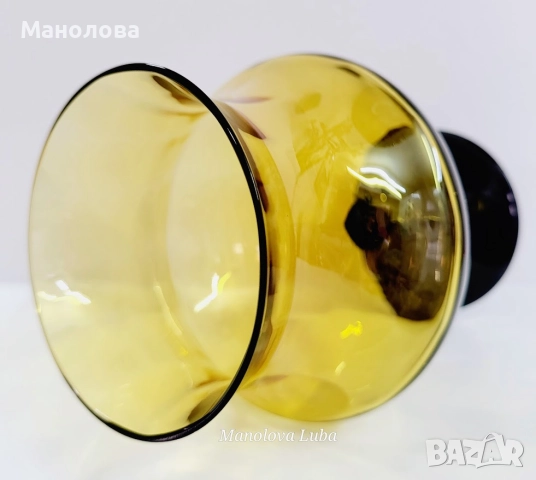 Кехлибарена ваза/бокал Empoli Art Glass Италия., снимка 4 - Други ценни предмети - 52192501