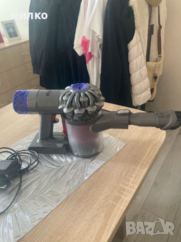 Акумулаторна прахосмукачка DYSON DC-62, снимка 4 - Прахосмукачки - 51136496
