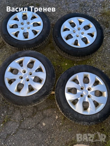 Хюндай И20 гуми с джанти и тасове плюс подарък датчици за налягане