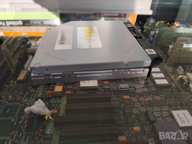 CD за лаптоп, снимка 2 - Части за лаптопи - 53100270