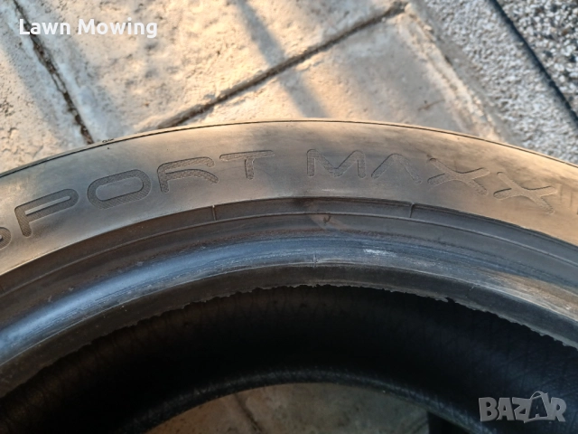 2+1 Летни гуми DUNLOP Sport Maxx RT2 225/50/17, снимка 4 - Гуми и джанти - 51547619