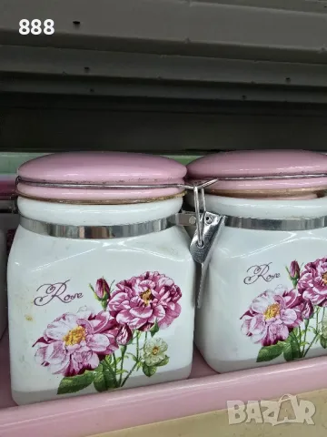 бурканчета за подправки 