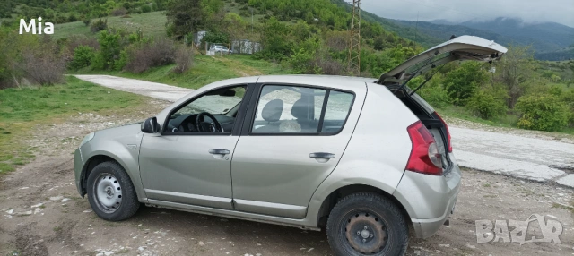 Dacia sandero 1,5dci, снимка 3 - Автомобили и джипове - 53459887