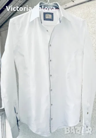 Белоснежна мъжка риза  Q1 ( златно копче), снимка 15 - Ризи - 47656462