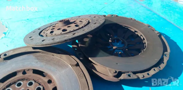 Комплект маховик , съединител за Опел Сигнум/Вектра 2.2dti 2004г, снимка 2 - Части - 47567399