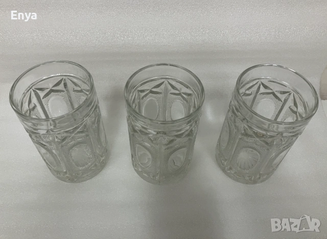 Чаши за безалкохолно от пресовано стъкло, снимка 2 - Чаши - 53352331