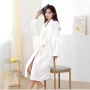Дамски хотелски халат, класически, удобен, топъл, с връзки, мек, бял, снимка 2