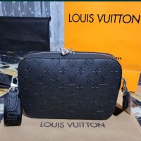 Мъжка чанта Louis Vuitton , снимка 3 - Чанти - 38832567