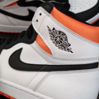 Nike Air Jordan 1 High Electro Orange Размер 42 Номер Нови Оригинални Обувки Кецове Мъжки Дамски Бял, снимка 8 - Кецове - 38584748