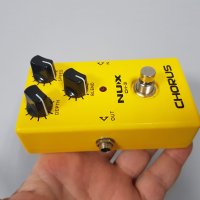 Nux CH-3 Chorus Electric guitar pedal effect - хорус педал за ел китара /КАТО НОВ/, снимка 4 - Китари - 36870260