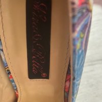 Дамски обувки с цветя Moschino модел лукс, снимка 4 - Дамски обувки на ток - 35457166