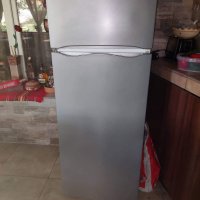 Хладилник с фризер Indesid , снимка 1 - Хладилници - 38034200