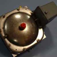Трансмитер на налягане Taylor Pneumatic Transmitter, снимка 5 - Резервни части за машини - 33285353