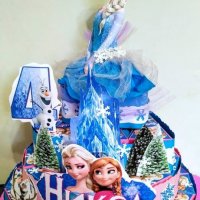 Картонена торта с принцеси, снимка 4 - Други - 16177909