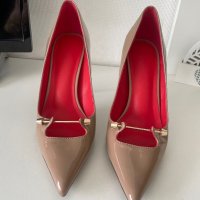 Уникални обувки , снимка 2 - Дамски елегантни обувки - 39904020