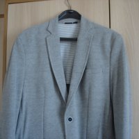 Продавам мъжко лятно сако, снимка 1 - Сака - 43793122