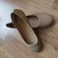 Дамски обувки , снимка 1 - Дамски ежедневни обувки - 40321833
