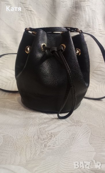 Малка черна чанта H&M.Дамска малка чанта от еко кожа, снимка 1