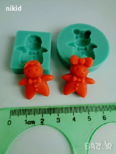 мини джинджифилово човече бисквитка момиче момче силиконов молд форма фондан шоколад декор, снимка 1