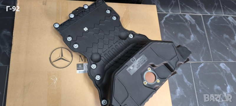 A6510100528**NEU**MERCEDES-BENZ**M651**КАРТЕР МАСЛО НА ДВИГАТЕЛЯ**, снимка 1