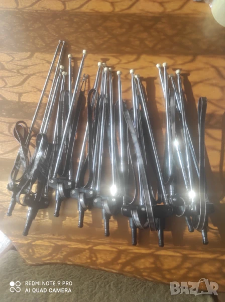 двойни телескопични антени за цифрова телевизия с дължини по 120см=10бр. по 6лв, снимка 1