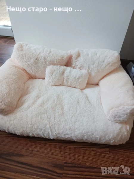 Котешки диван с малка декоративна възглавничка, снимка 1