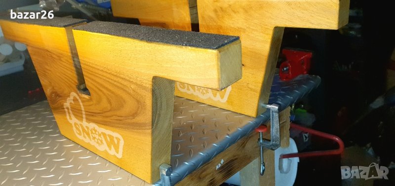 сервизен стенд за ski  и snowboard , снимка 1