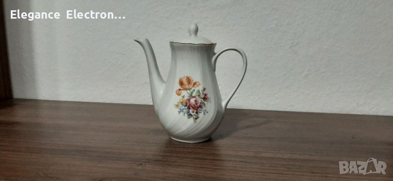 Порцеланов чайник букет от Рози. 15см. Код 2332, снимка 1