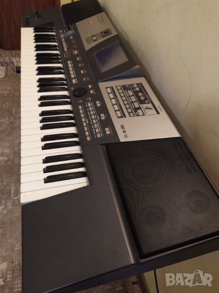 Синтезатор , клавир ,аранжор Roland VA-7 ., снимка 1