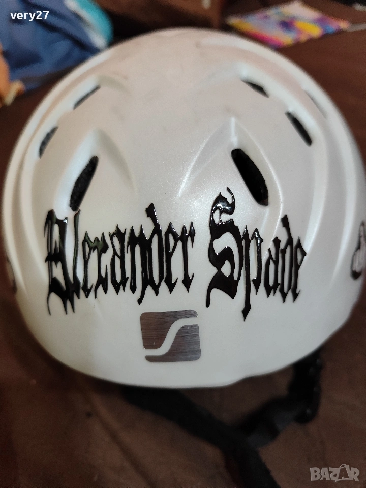 каска , снимка 1