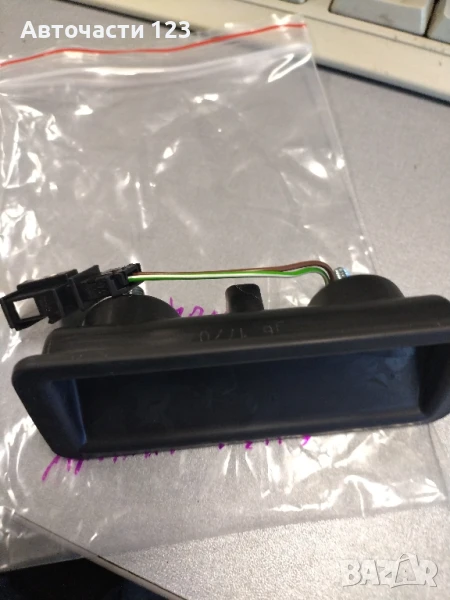 ОРИГИНАЛНА ДРЪЖКА ЗА БАГАЖНИК ЗА SKODA FABIA , снимка 1