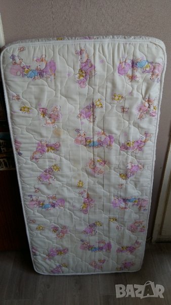 ЦВЕТЕН ДЕТСКИ МАТРАК, снимка 1