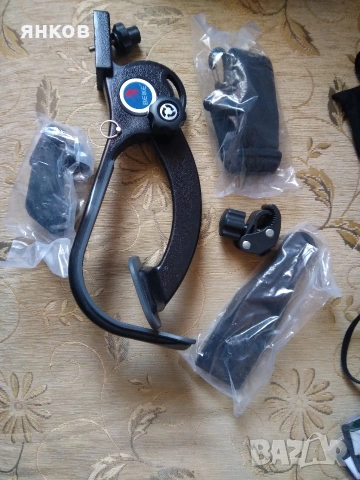 Предлагам профи фото статив за рамо.