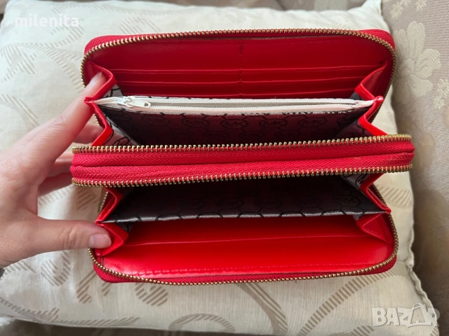 Малиново червено дамско портмоне Michael Kors, снимка 5 - Портфейли, портмонета - 53323053