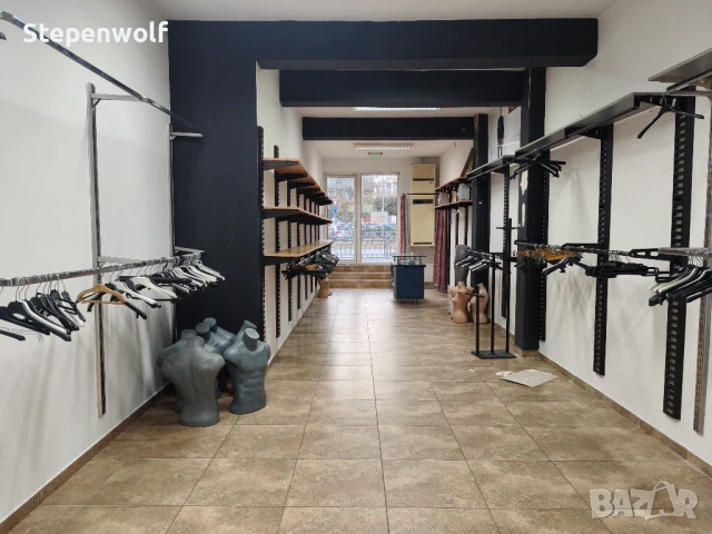 Продавам магазин 56кв.м., Център, 2010г., Климатик, Санитарен възел, снимка 7 - Магазини - 51181497