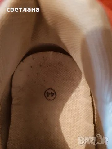 бели маратонки найк - 44 номер, снимка 3 - Спортна екипировка - 49503183