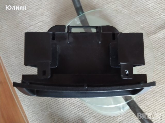 Адапторна рамка - панел за CD - TOYOTA Corolla, снимка 2 - Аксесоари и консумативи - 43640379
