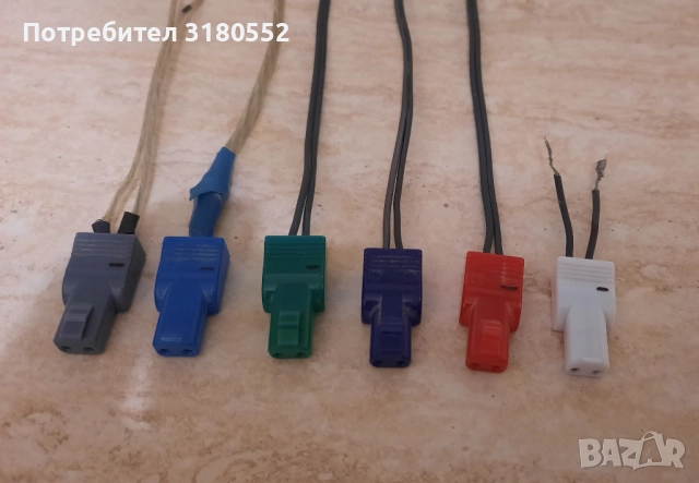 букси (конектори) Sony с кабел-за тонколони, снимка 4 - Други - 52103178