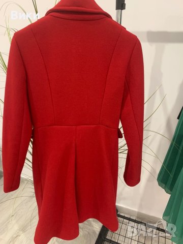 Червено палто, снимка 15 - Палта, манта - 43500914