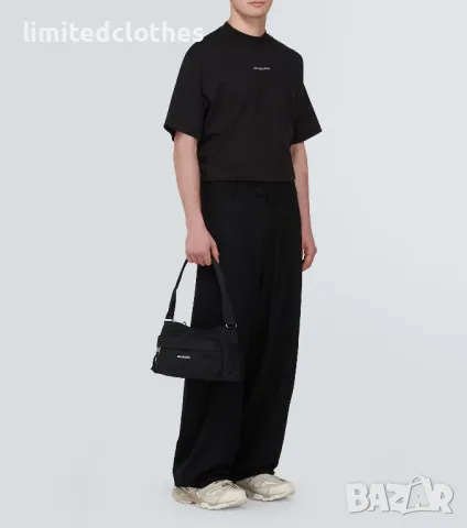 BALENCIAGA Black Reflective Logo Print Relaxed Fit Мъжка / Дамска Тениска size M (L), снимка 4 - Тениски - 47275224