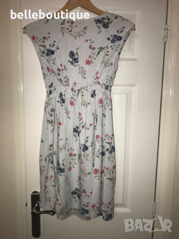 Страхотна цветна лятна рокля за бременни H & M, снимка 2 - Дрехи за бременни - 36551861