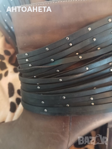 Продавам дамски боти от набук, снимка 9 - Дамски боти - 51810176