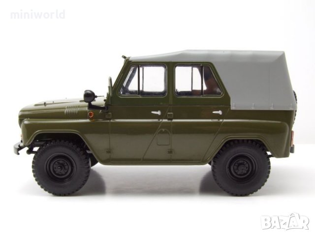 УАЗ 469 - мащаб 1:18 на Premium ClassiXXs моделът е нов в кутия UAZ, снимка 3 - Колекции - 40007308